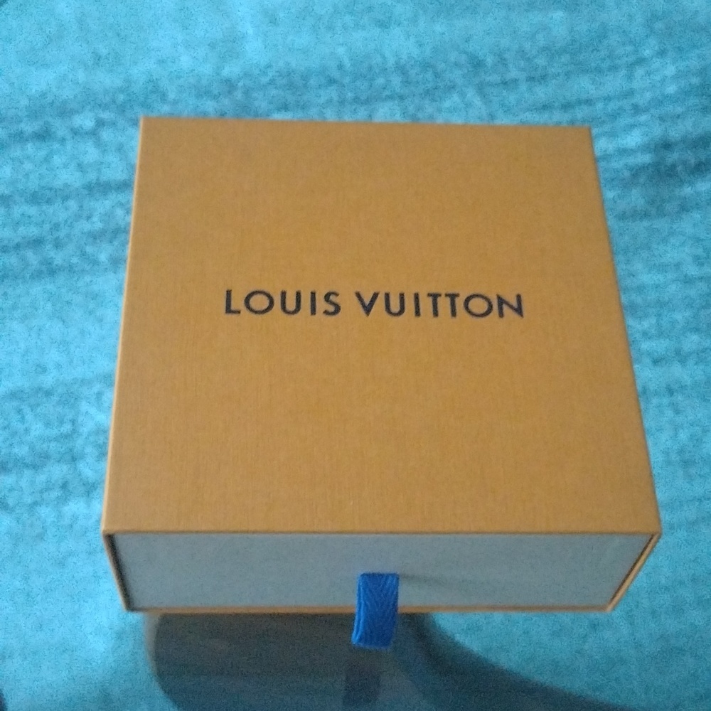 LOUIS VUITTON Box